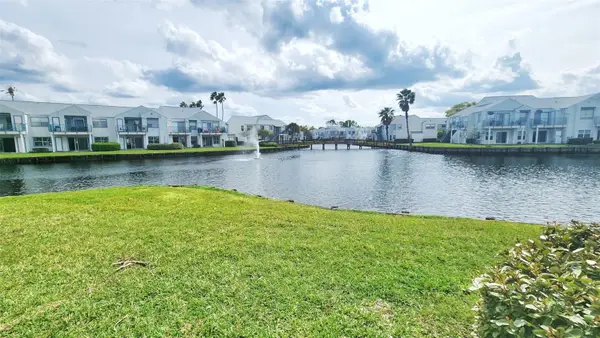 2528 Woodgate Boulevard #102, ORLANDO, FL 32822