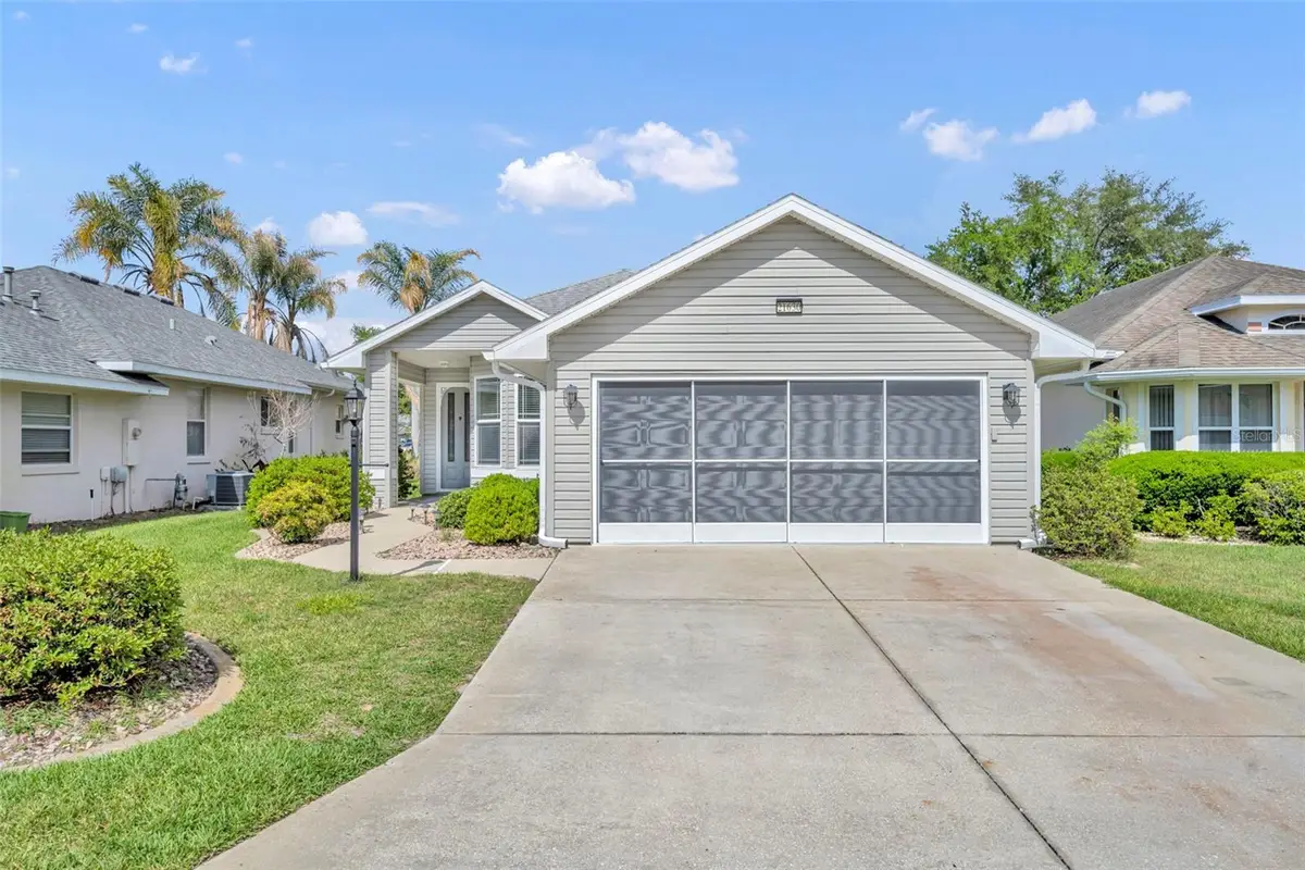 21630 Regency Park Ln, Leesburg, FL 34748 - #1