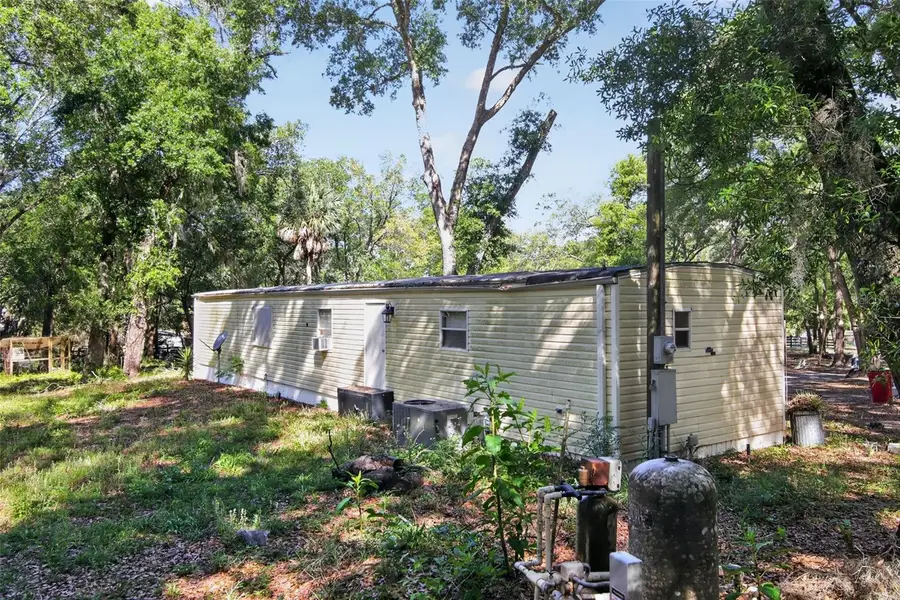 16940 SE 115th Avenue, Weirsdale, FL 32195 - #3