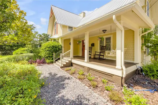 417 W Minnesota Avenue, DELAND, FL 32720