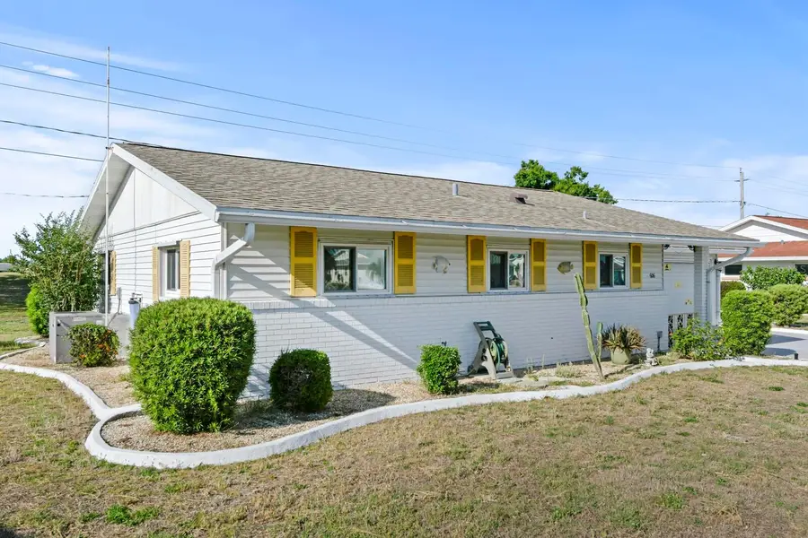 606 La Jolla Avenue, Sun City Center, FL 33573 - #3