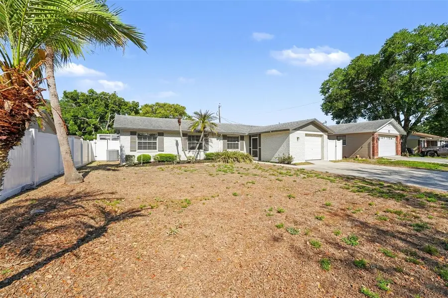 1615 Seneca Avenue, Lakeland, FL 33801 - #2