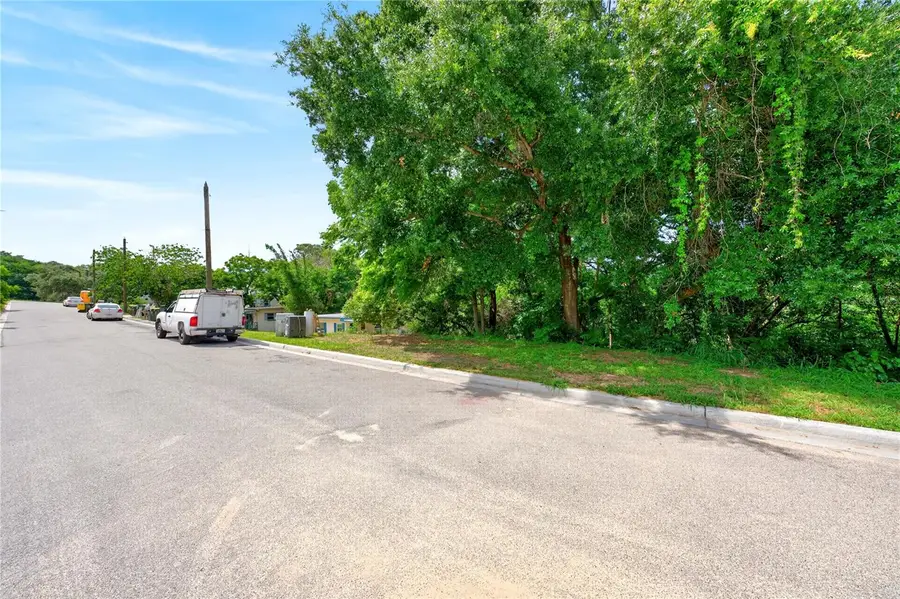 E Minneola Avenue, Clermont, FL 34711 - #2