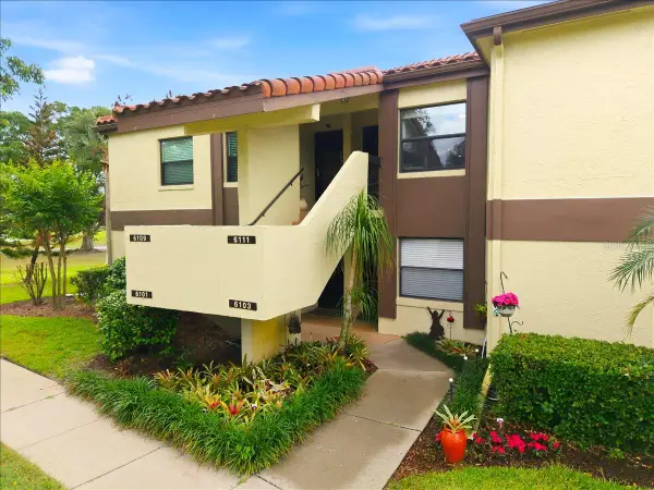 6111 Lake Pointe Drive #202, ORLANDO, FL 32822