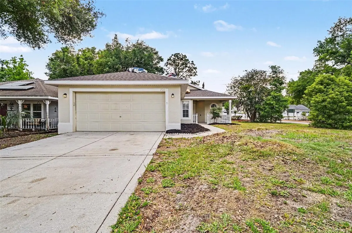 700 Kenmoore Court, Eustis, FL 32726 - #1
