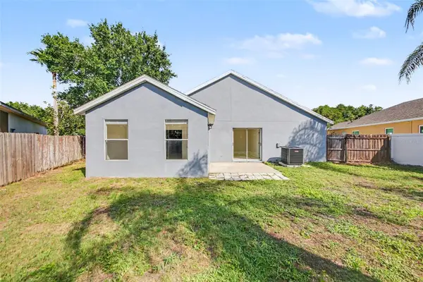 11040 NW Fairhaven Way, ORLANDO, FL 32825