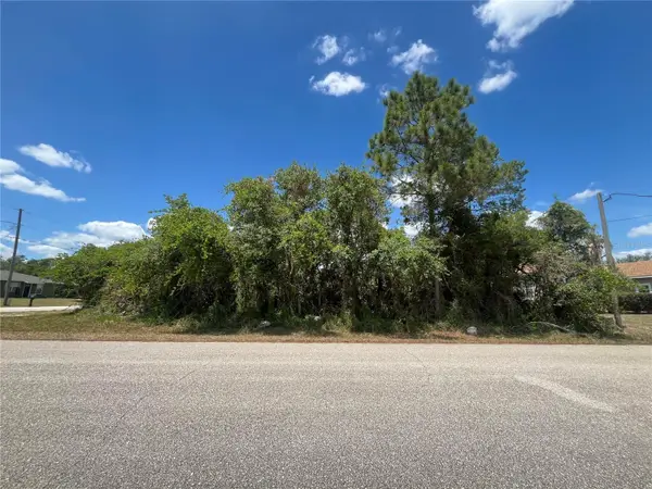 901 Replica Avenue, SEBRING, FL 33872