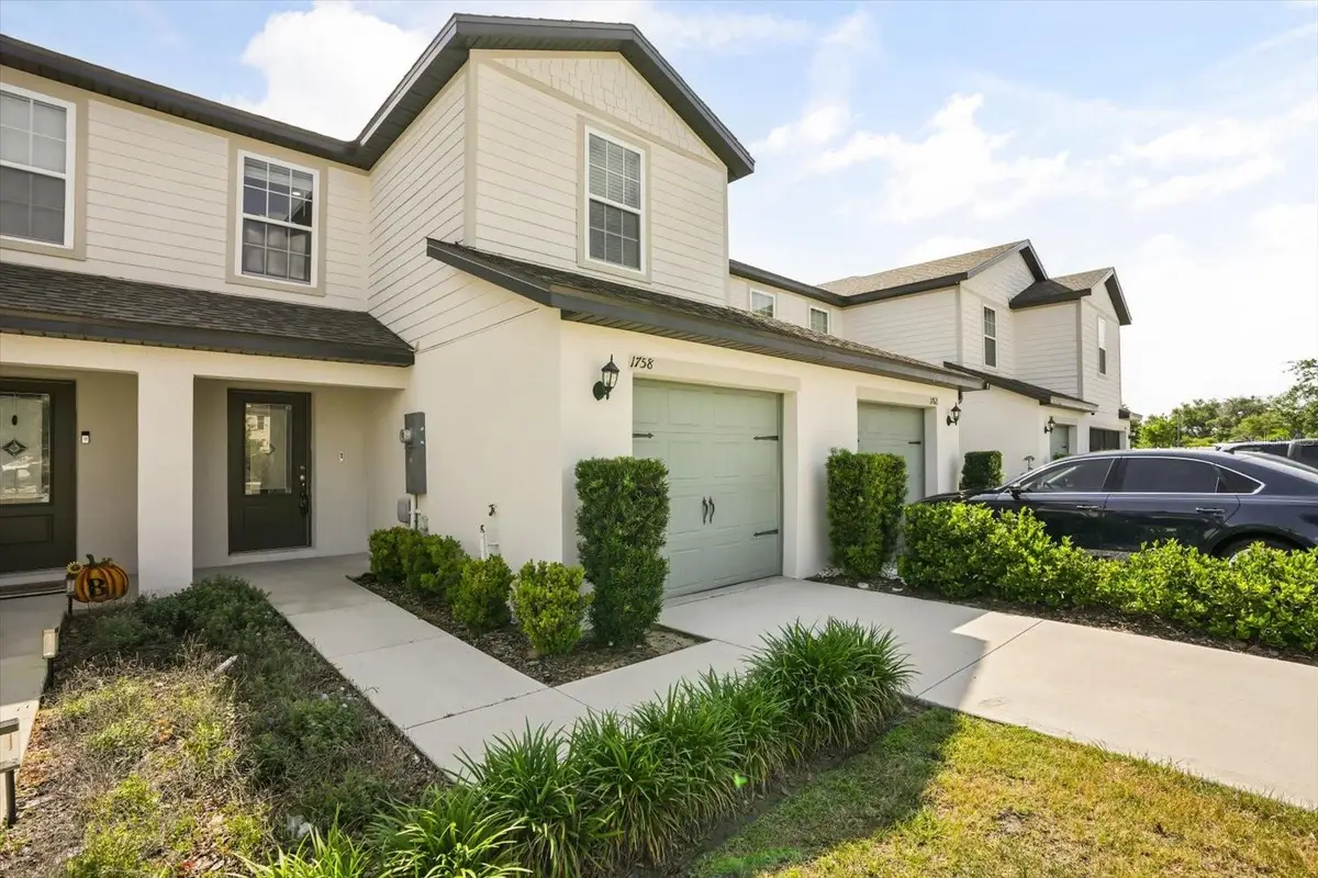 1758 Withernsea Court, Tavares, FL 32778 - #1