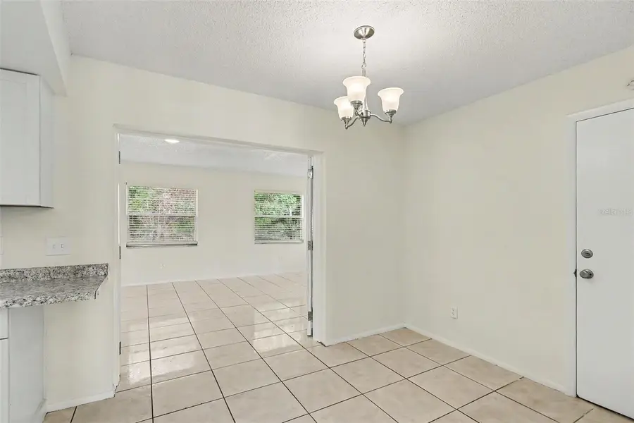 136 W Cedarwood Circle, Kissimmee, FL 34743 - #3