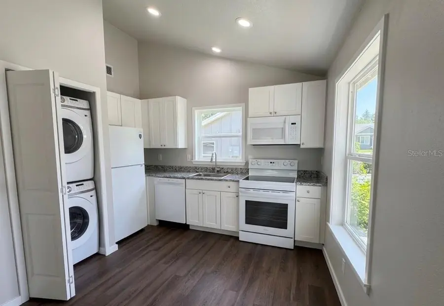 343 N Main Avenue, Groveland, FL 34736 - #3
