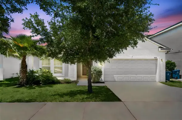 2100 Nighthawk Drive, HAINES CITY, FL 33844