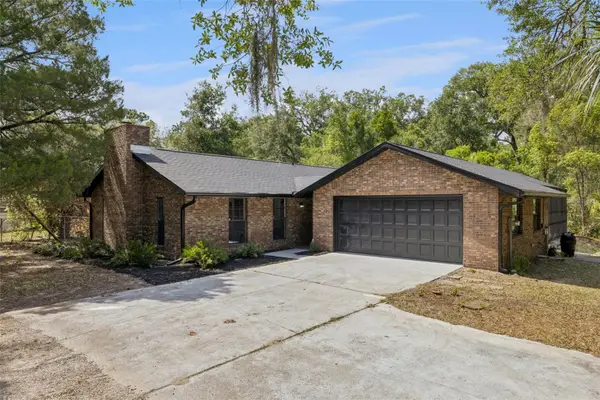 1095 E Graves Avenue, ORANGE CITY, FL 32763