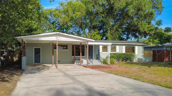 2105 Shaffer Place, ORLANDO, FL 32806