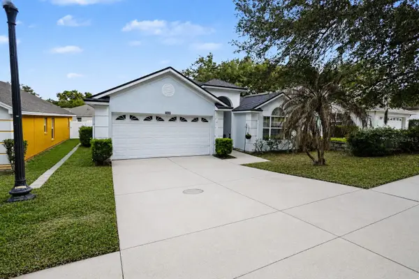 10424 Stonepark Drive Drive, LEESBURG, FL 34788