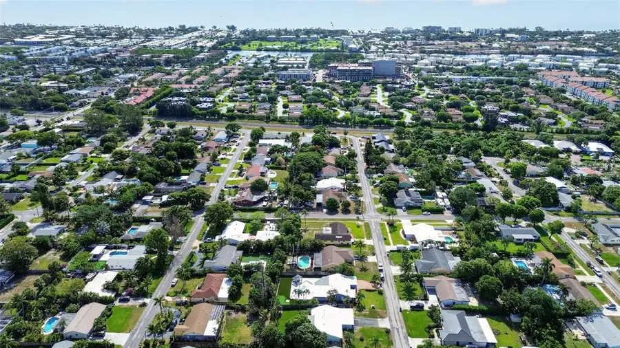 159 SE 26th Avenue, Boynton Beach, FL 33435 - #3