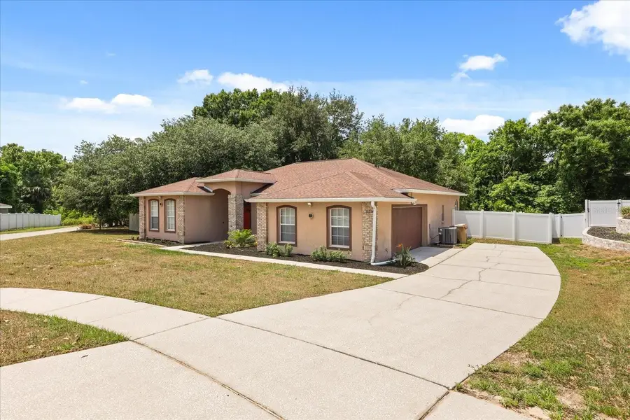 16214 Arrowhead Trail, Clermont, FL 34711 - #2