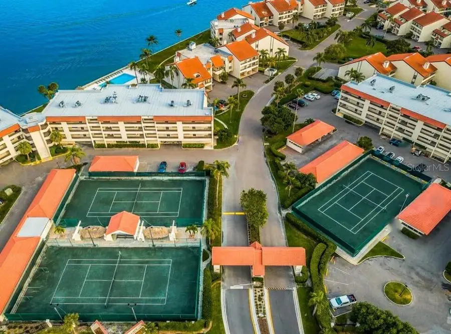 106 1st Street E #215, Saint Petersburg, FL 33715 - #2