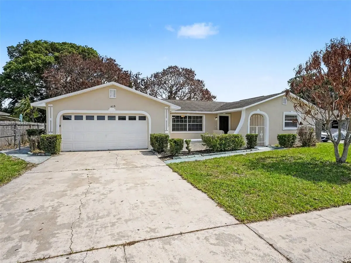 615 Thomas Jefferson Way, Orlando, FL 32809 - #1