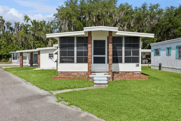 13 Cocos Plumosa Drive #B, EUSTIS, FL 32726