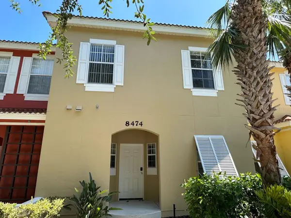 8474 Crystal Cove Loop, KISSIMMEE, FL 34747