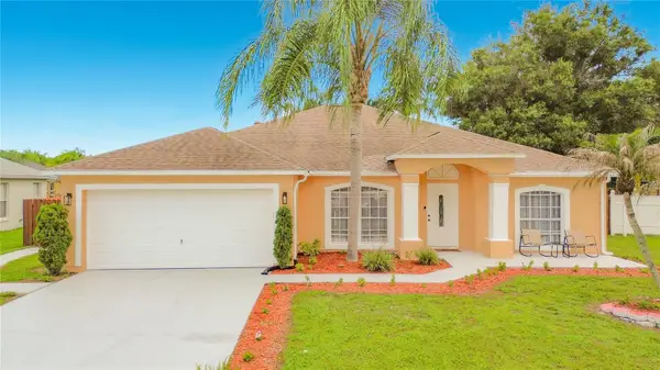 915 Bonneville Lane, KISSIMMEE, FL 34759