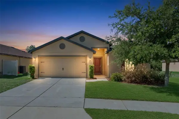 1884 Piedmont Court, MASCOTTE, FL 34753