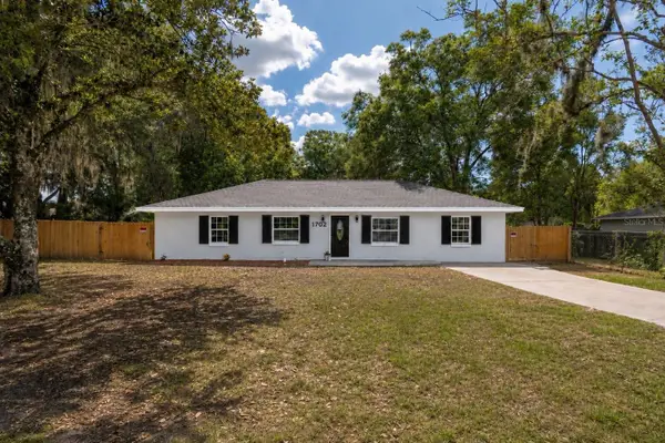 1702 NW 27th Avenue, OCALA, FL 34475