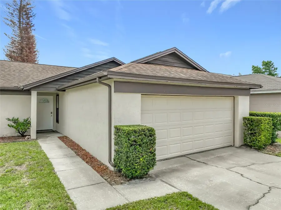 1050 Abell Circle, Oviedo, FL 32765 - #2