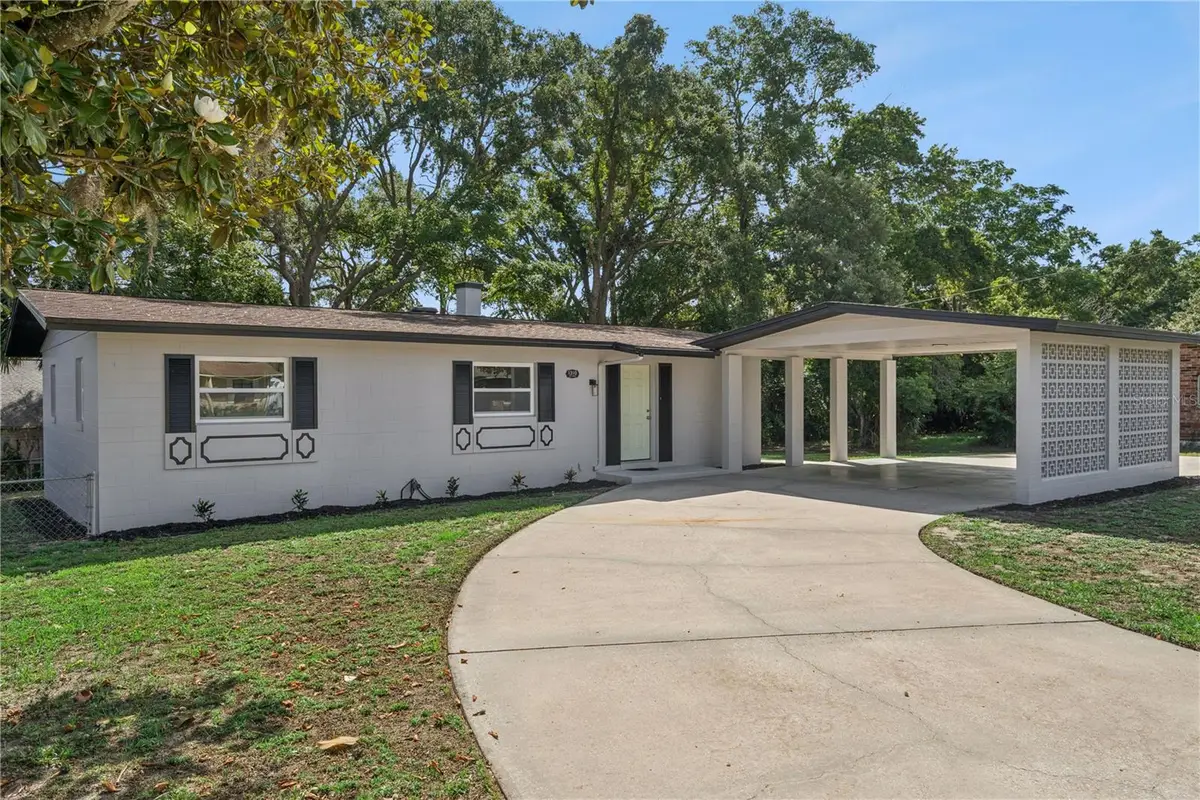 1310 Lee Court, Leesburg, FL 34748 - #1