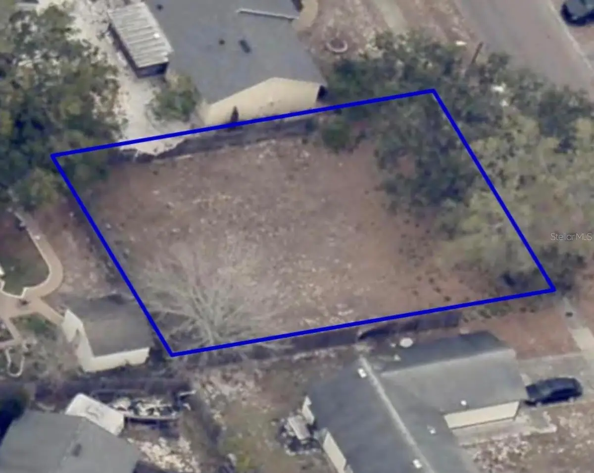 524 N Lake Avenue, Apopka, FL 32712 - #1