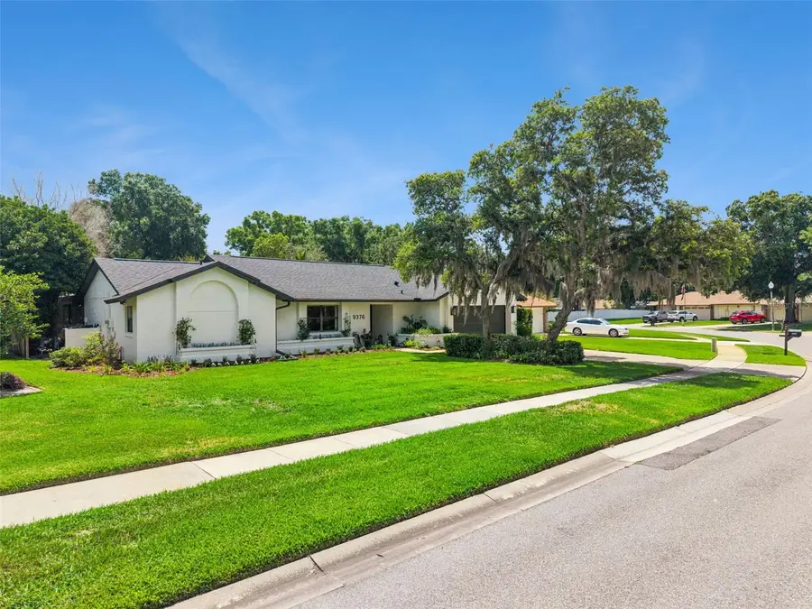 9376 Woodbreeze Boulevard, Windermere, FL 34786 - #2