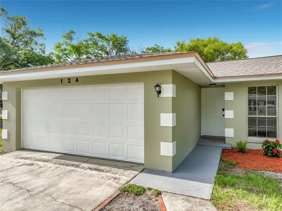 124 Hollyhock Drive, Altamonte Springs, FL 32701 - #3