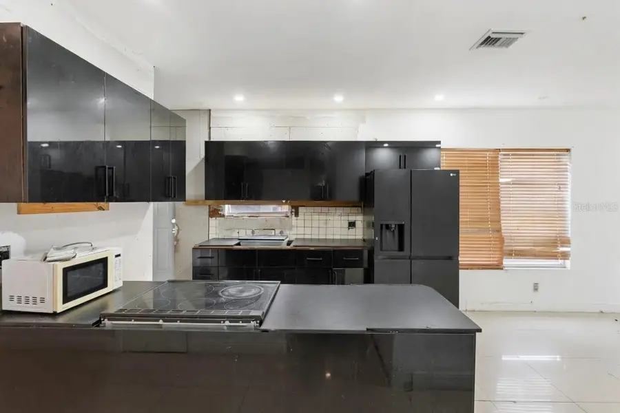 1829 5th, Miami, FL 33125 - #3
