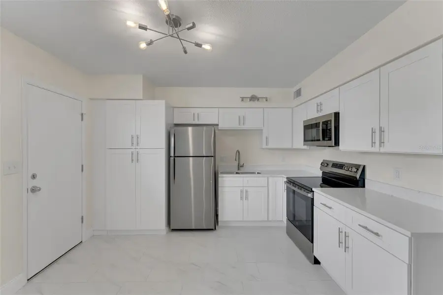 4328 Edgewater Drive #D106, Orlando, FL 32804 - #3