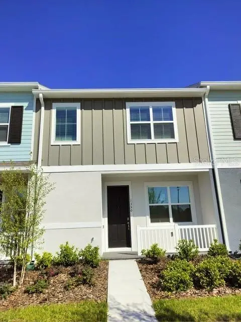 1350 Kings Crown Street, MOUNT DORA, FL 32757