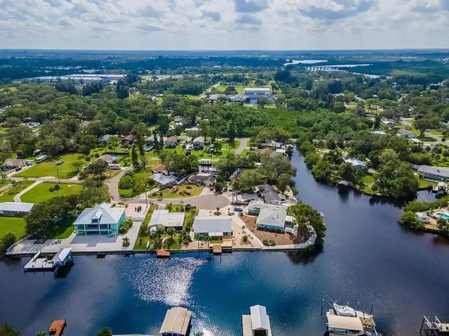 805 Leisey Circle, Ruskin, FL 33570 - #3