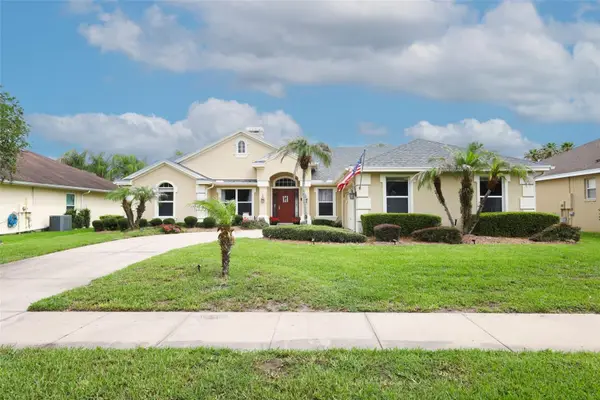 8 Roseberry Court, OCOEE, FL 34761