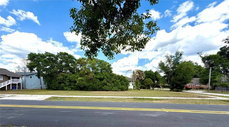 203 Avenue C Ne, Winter Haven, FL 33881 - #3