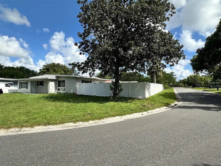 156 Pinecrest Dr, Sanford, FL 32773 - #2