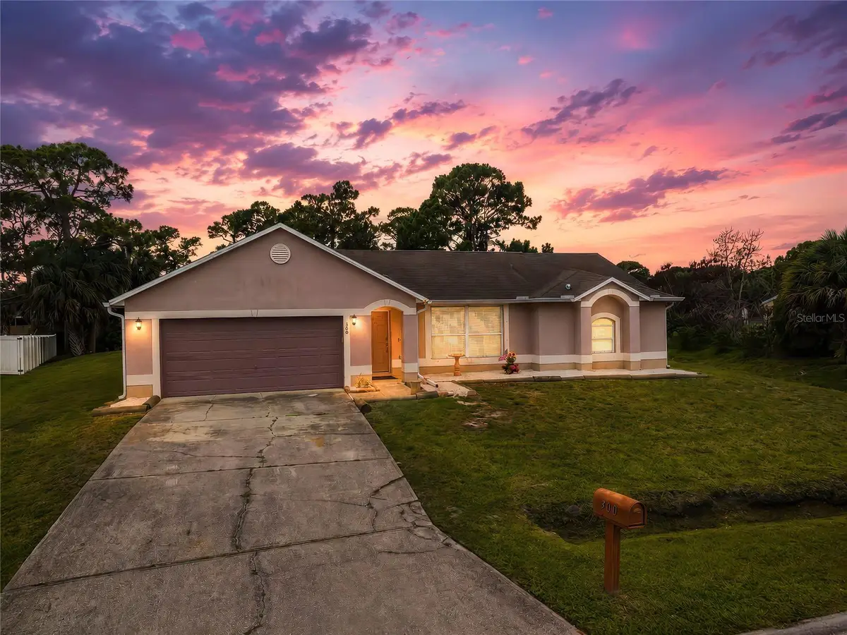 300 Viking St Ne, Palm Bay, FL 32907 - #1