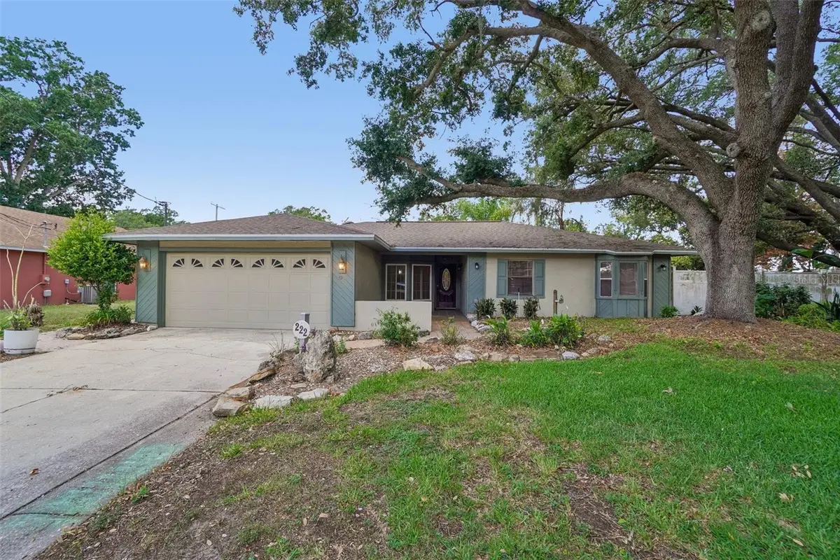222 Lakeview Drive, Auburndale, FL 33823 - #1