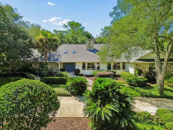 1090 Sweetwater Club Boulevard, LONGWOOD, FL 32779