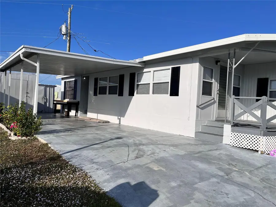 207 51st Avenue Plaza W #3, Bradenton, FL 34207 - #3
