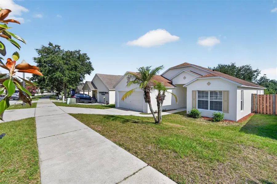 2041 Newtown Road, Groveland, FL 34736 - #3