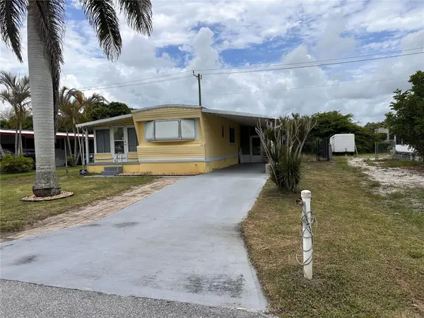 7388 SE Swan Avenue, HOBE SOUND, FL 33455