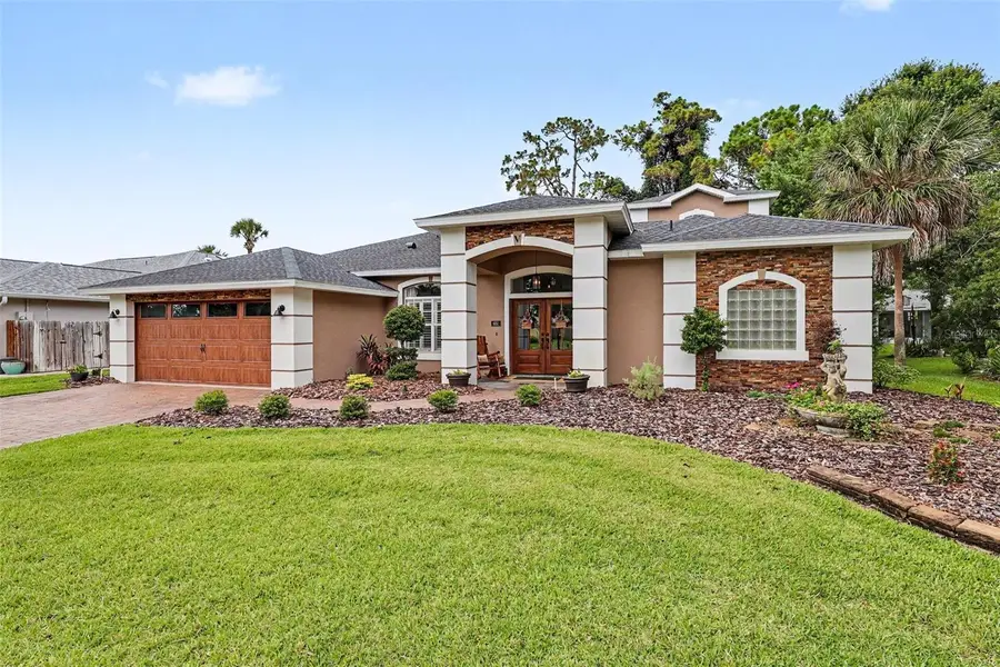 663 Sheridan Woods Dr, Melbourne, FL 32904 - #2