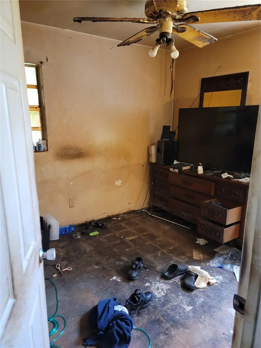 1201 Gay Street, Apopka, FL 32703 - #3