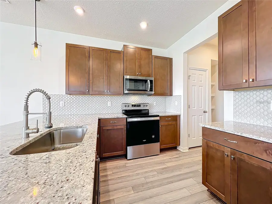 10001 Eagle Rock Alley, Orlando, FL 32832 - #3