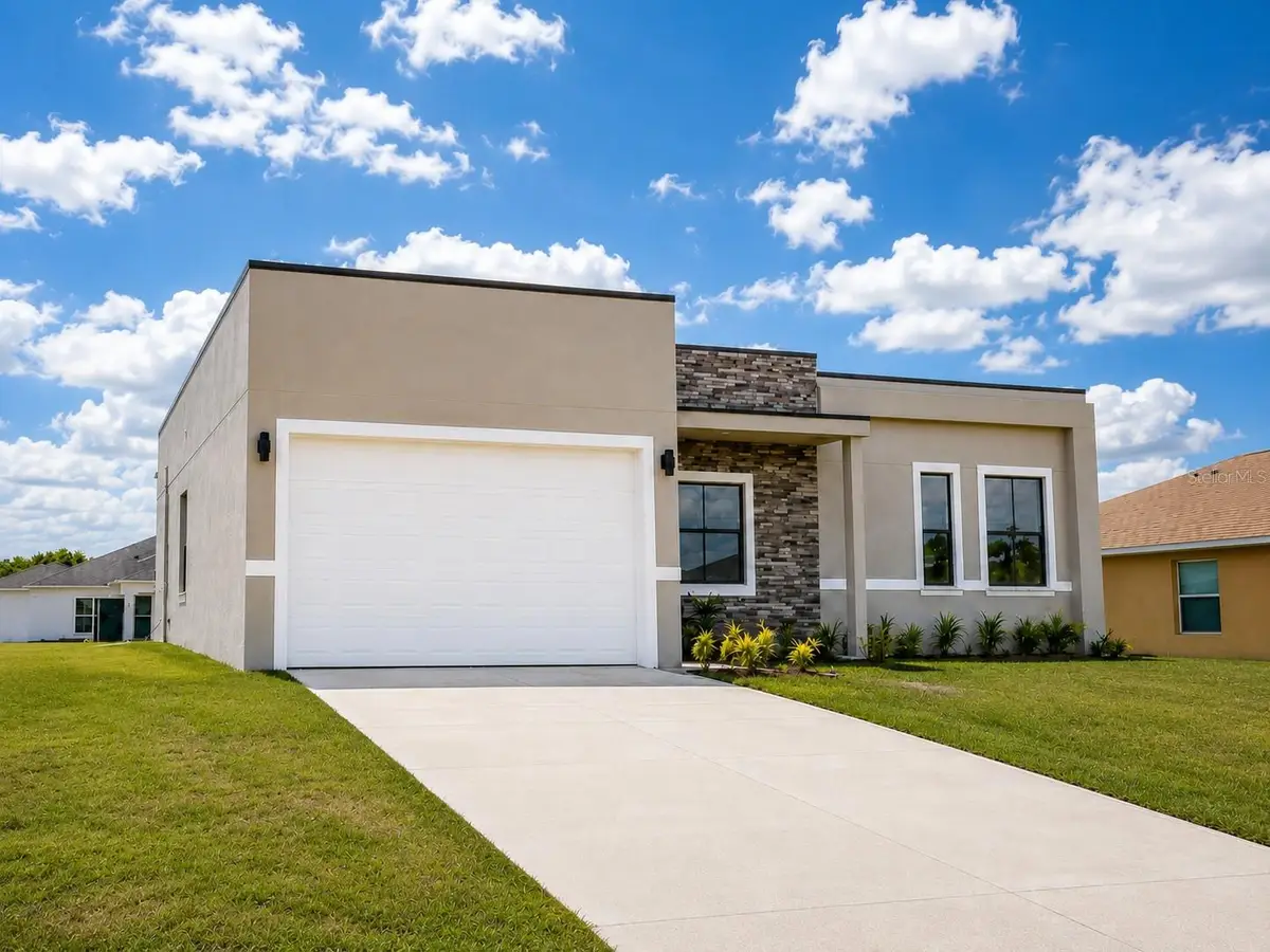 1107 NW 9th Avenue, Cape Coral, FL 33993 - #1