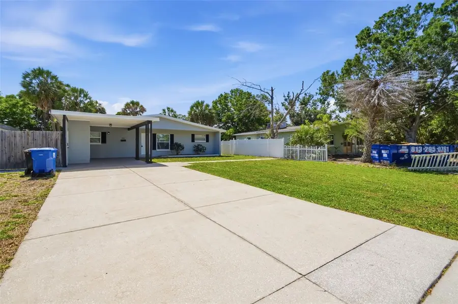 3934 Helena Street Ne, Saint Petersburg, FL 33703 - #3
